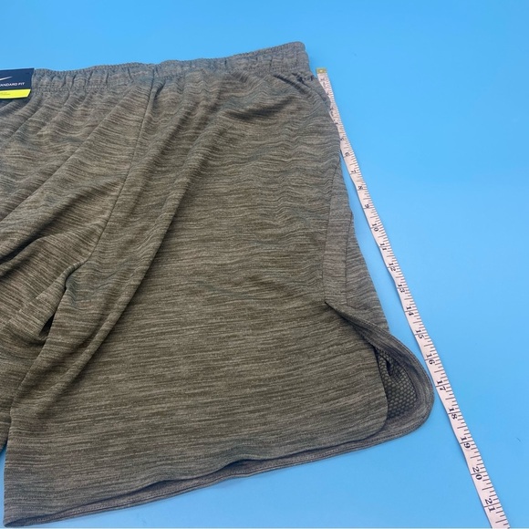 Nike Dri-Fit Athletic Shorts Green Standard Fit Size XL - Picture 12 of 13